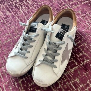 Super cute and comfy sneakers!